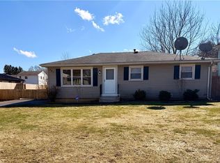 301 Downsview Dr, Rochester, NY 14606