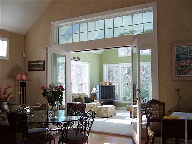 2nd image of 25 Duck Pond Ln