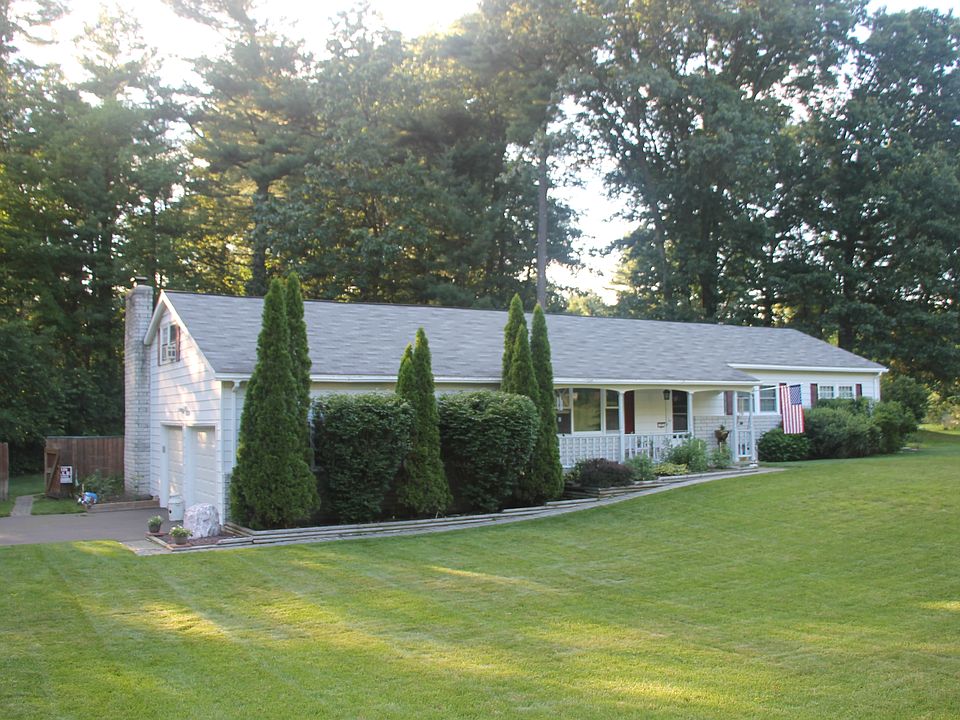 1st image of 22 Longview Dr