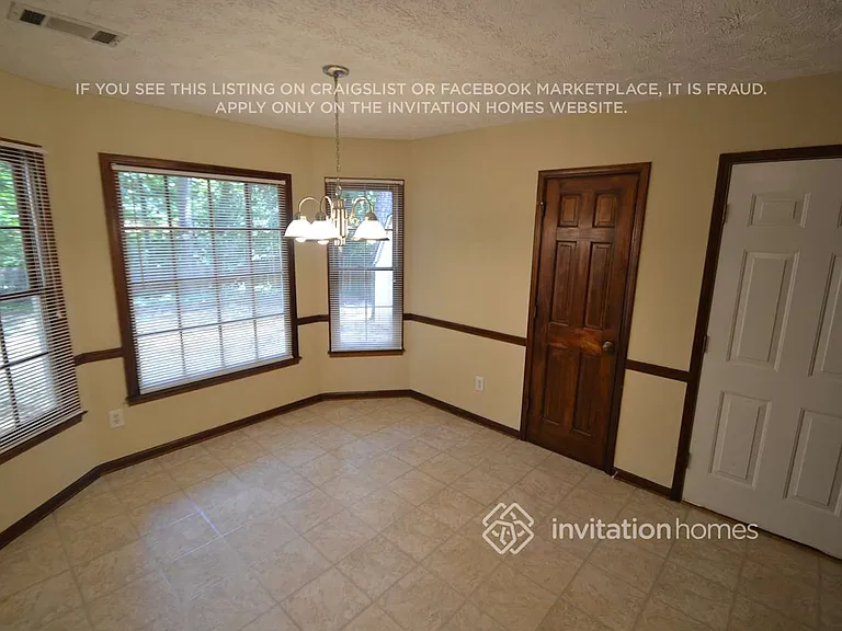 2870 Spring Ridge Cir — Photo 5