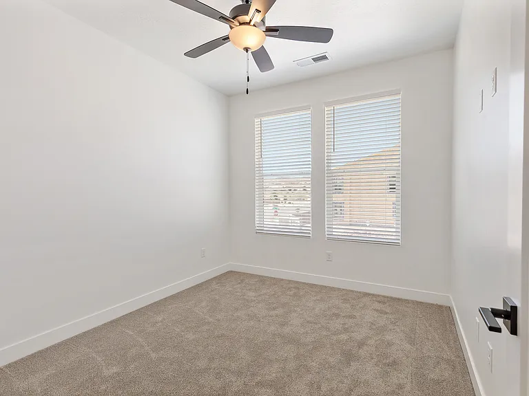 1082 W Albertine Ln #117 — Photo 26