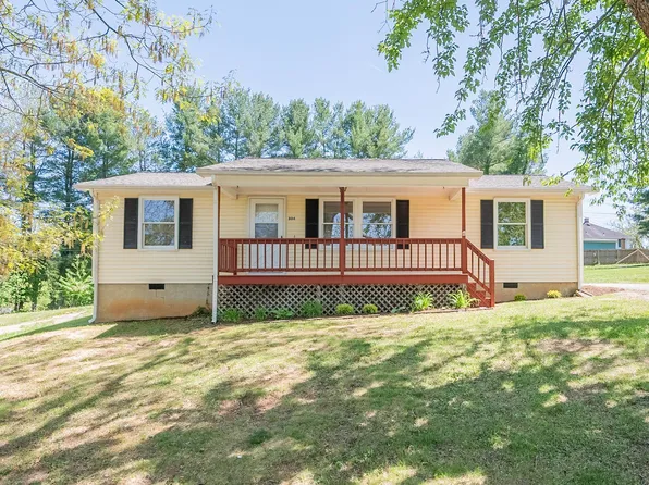 804 4th St, Radford, VA 24141