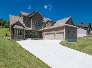 1100 Riesling Ln, Pevely, MO 63070