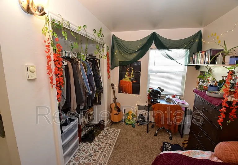 686 Darwin Ave #3 — Photo 14