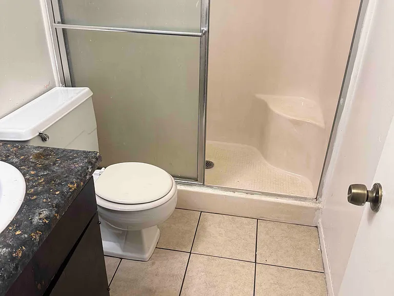 112 Gatewood Ln — Photo 8