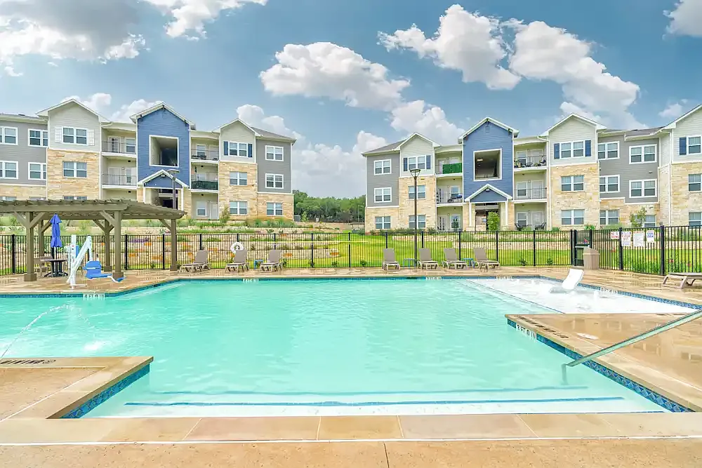 Building Photo - Crosswinds Apartment Homes