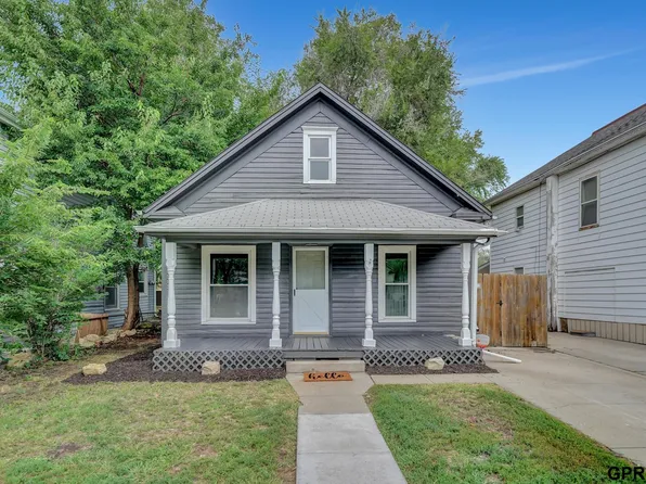 2728 W St, Lincoln, NE 68503