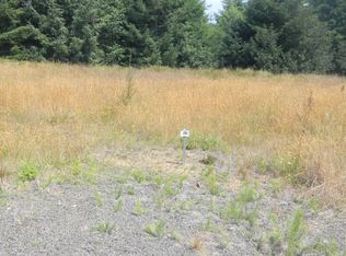 343 Providence Dr, Reedsport, OR 97467