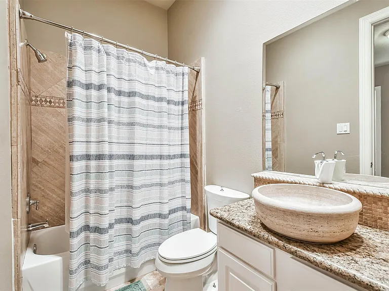 11511 Gallant Ridge Ln — Photo 35