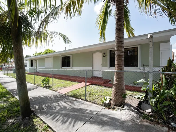 745 SW 5th Street, Hollywood, FL 33004