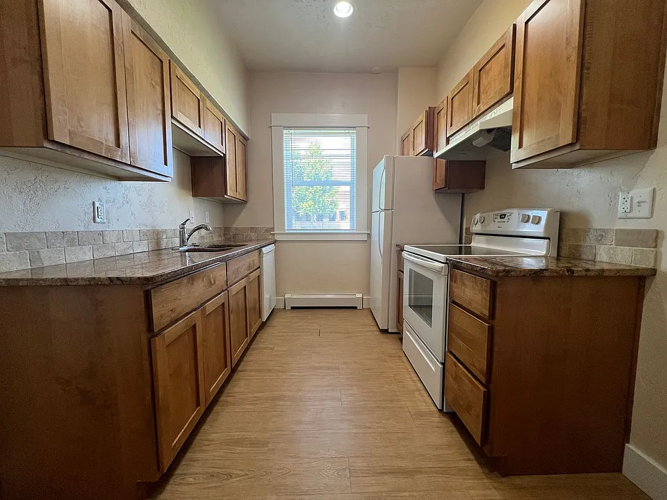 Johnstown Apartments (KC-KS-RB)