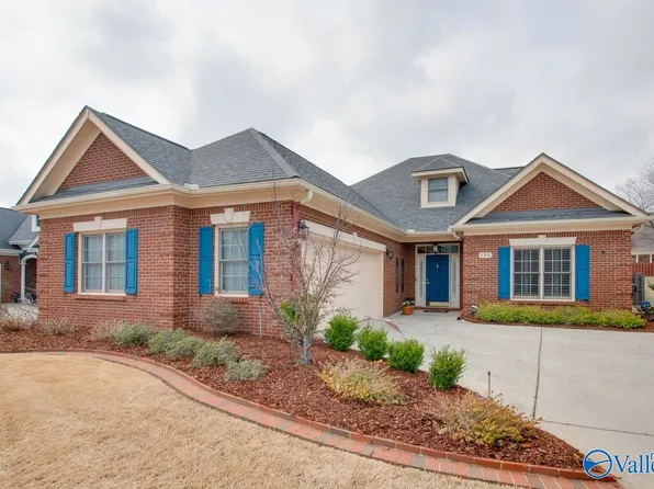 122 Harborview Dr, Madison, AL 35758