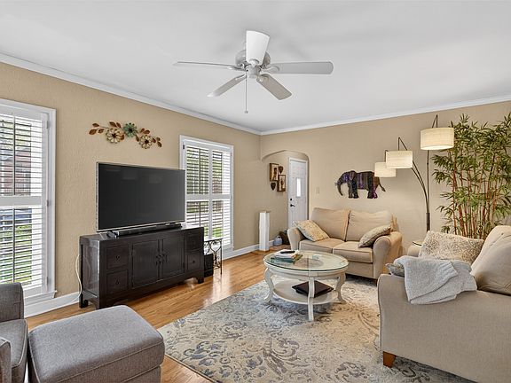 4th image of 6605 Forest Ct