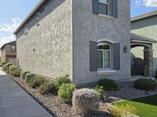 2582 S Betty St, Gilbert, AZ 85295