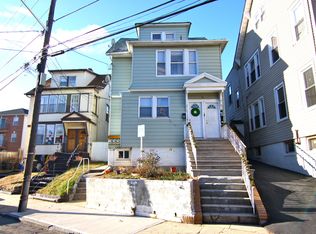 41 Hinsdale Pl, Newark, NJ 07104