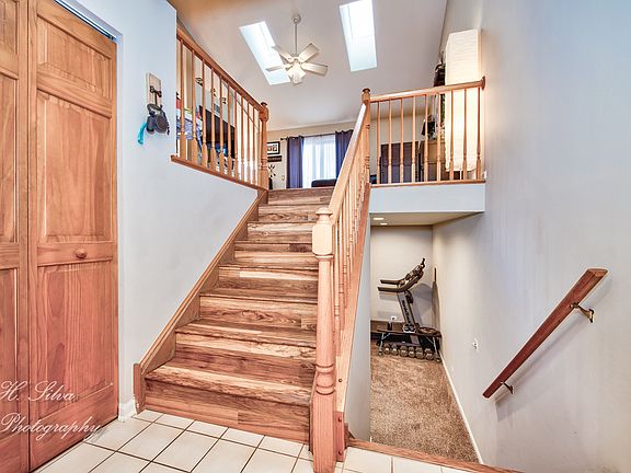 3rd image of 22 Sierra Ct
