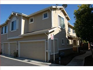 2nd image of 350 Powerscourt Way