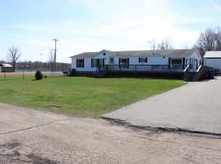104 N Almon St, Bowler, WI 54416