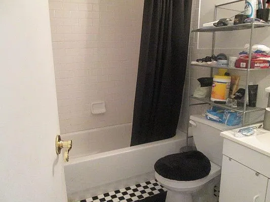 Rented by DSA Realty | media 29