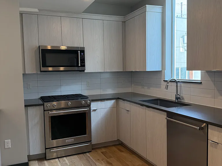 1270 Perry St #6 — Photo 21