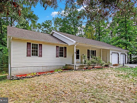 2nd image of 522 Nicklas Dr