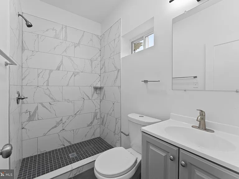 2600 S 7th St — Photo 1
