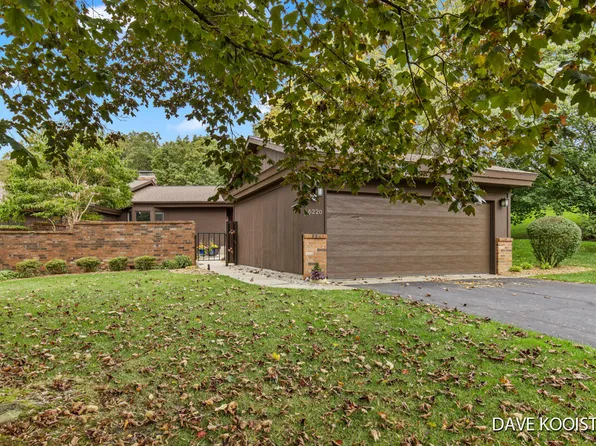6220 Tahoe Dr SE #85, Grand Rapids, MI 49546