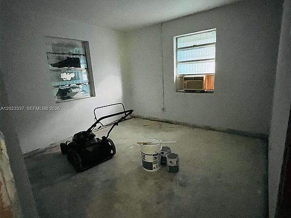 5th image of 1344 W 10th St