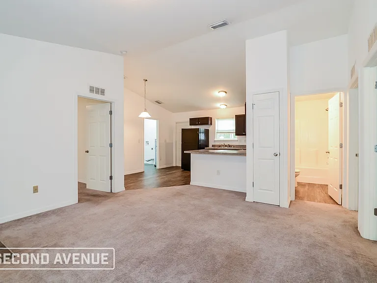 5279 NW 53rd St — Photo 4