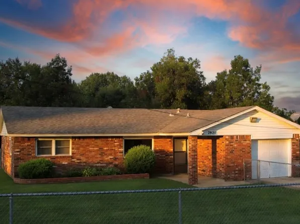 2021 N Draper Ave, Nicoma Park, OK 73020
