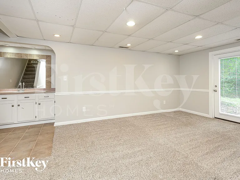 8832 Belhaven Ct — Photo 6