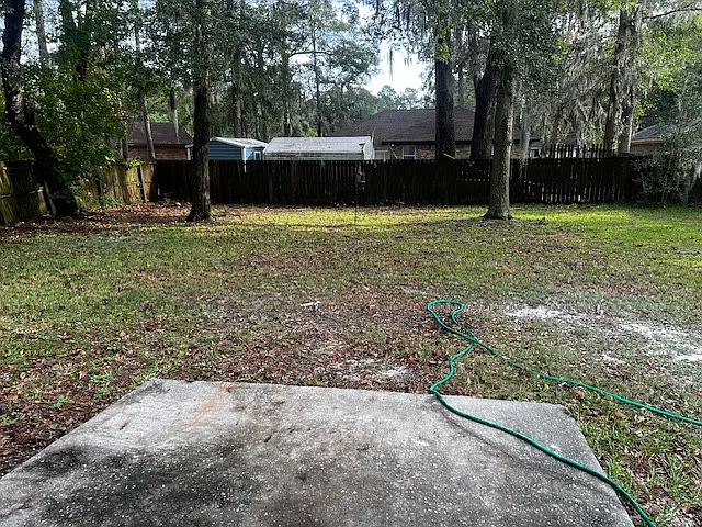 3 bed, 1.5 bath, 1200 sqft, $2,100 — Photo 2