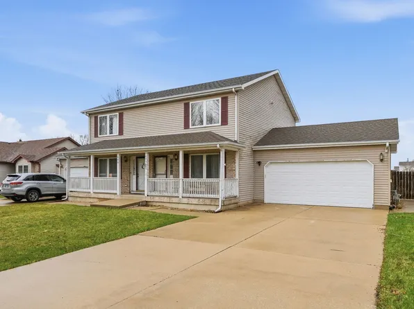 688 S Elizabeth St Unit 688, Maple Park, IL 60151