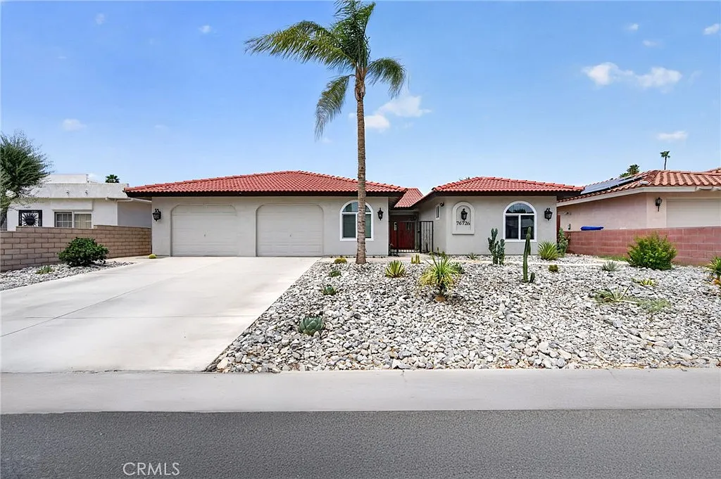3 bed, 1676 sqft, $3,500 — Photo 1