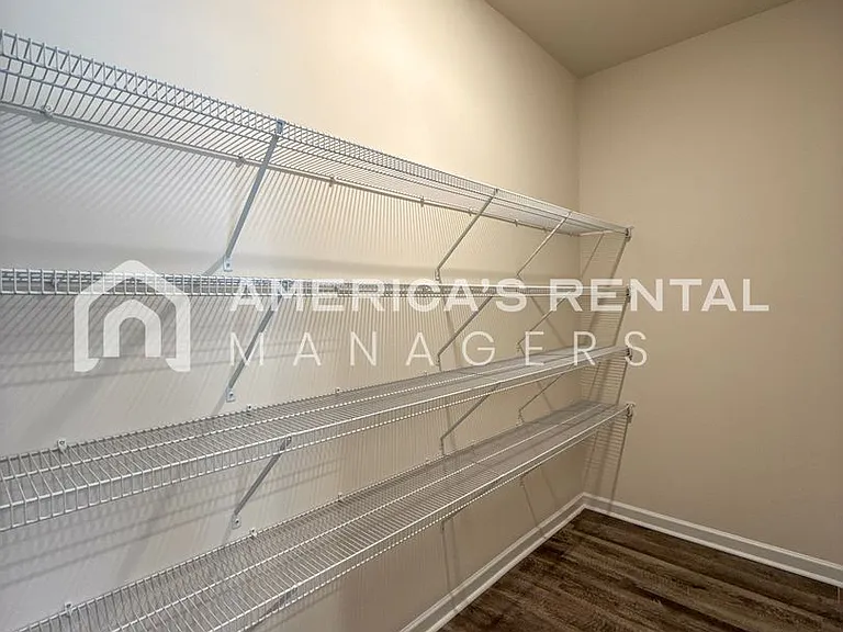 4541 Morgan Dr — Photo 15