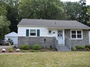 31 Brooks Pl, Baldwinsville, NY 13027