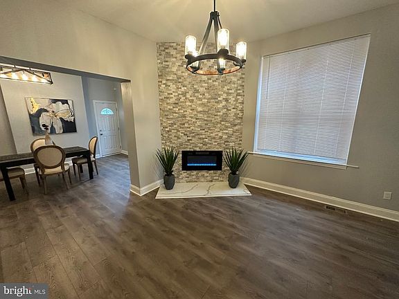 4th image of 646 E Chelten Ave