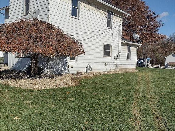 2nd image of 239 Kay St