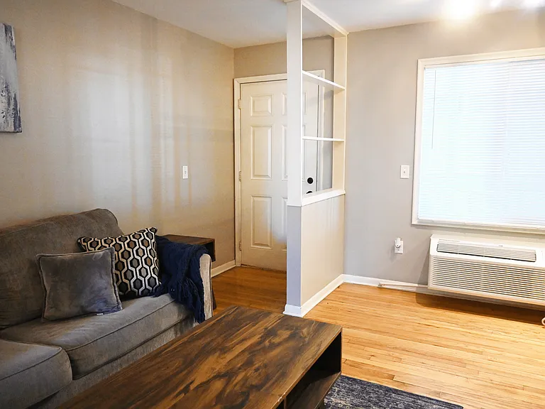 Front entrance to a unit at Slips at Blackstone.