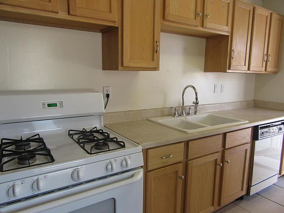 5th image of 3314 E Patricia St