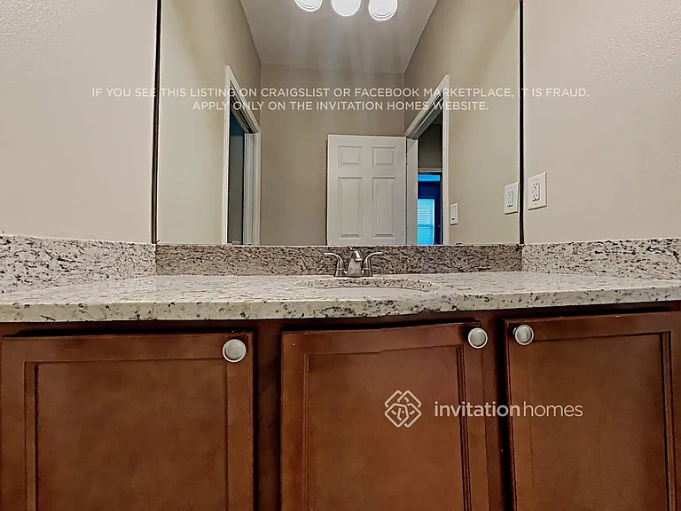 2235 Landside Dr — Photo 16