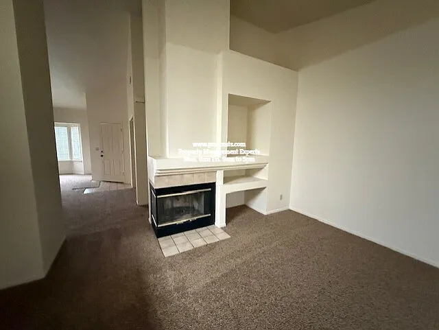 Building Photo - 9521 Twin Brooks Ln