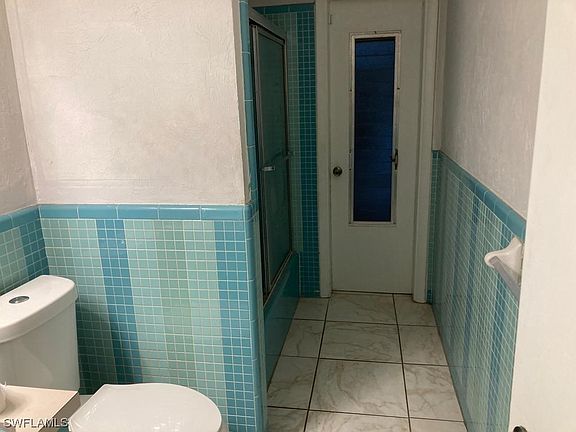 4th image of 1003 Leeland Heights Blvd E