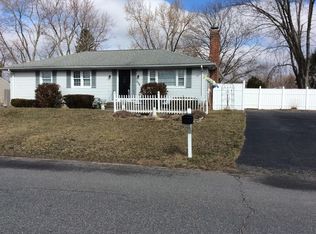 206 Mallowhill Rd, Springfield, MA 01129