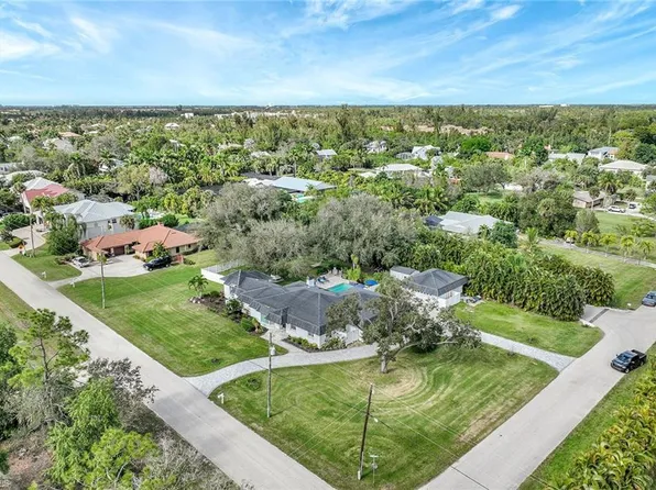 7060 Hendry Creek DR, FORT MYERS, FL 33908