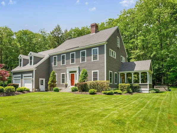 6 Thurston Lane, Falmouth, ME 04105