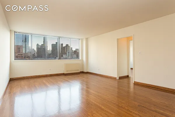 Rented by Compass | media 21