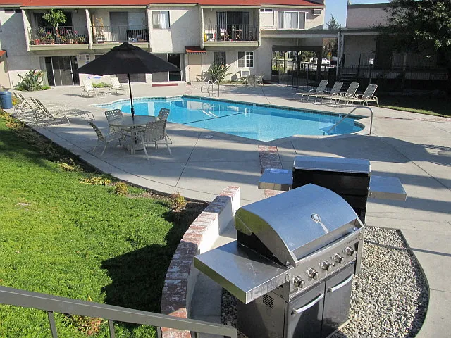 Hillside Village Apartments — Photo 15