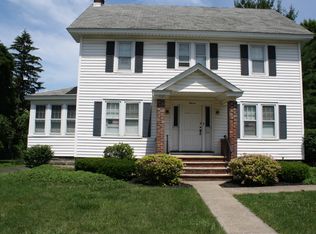 11 Rosa Rd, Schenectady, NY 12308