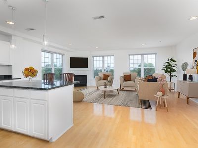 1306 Columbia Rd APT 5A, South Boston, MA, 02127